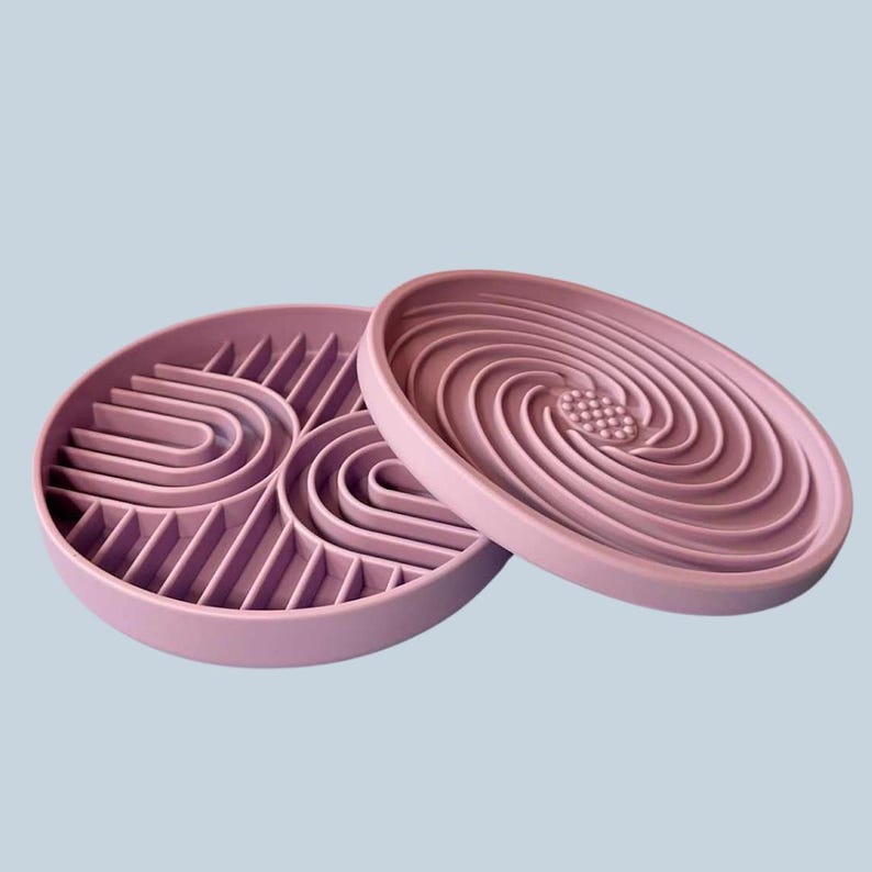 2-in-1 Slow-Feeder Futternapf und Lecksteinmatte aus Silikon für Hunde und Katzen