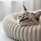 Rundes Fellnest – Flauschiges Katzen- und Hundehöhlenbett aus Kunstfell | Gemütliches Haustiernest, waschbar, verschiedene Größen